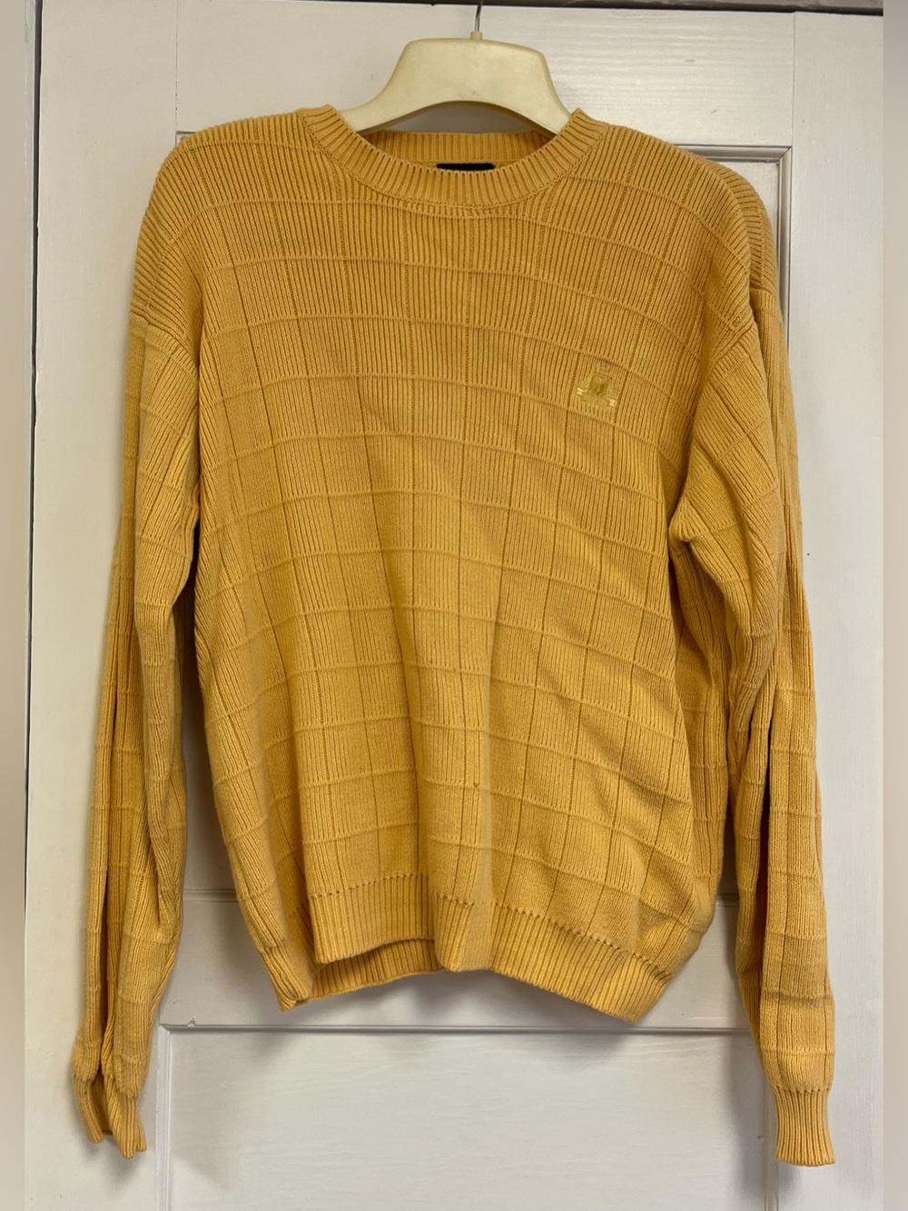 IZOD Mens Crewneck Sweater Medium Yellow Cotton Grid Knit Pullover Fisherman